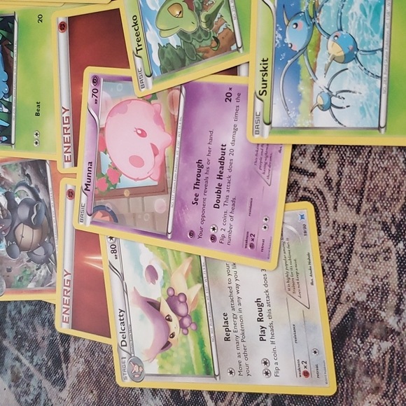 Lot #3- 33 Mint Pokemon Cards - Picture 7 of 7